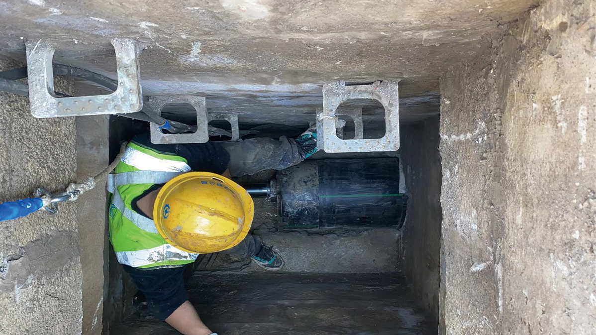 碾子山HDPE短管内衬法